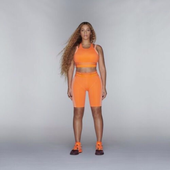 Adidas X Ivy Park by Beyonce Halter Bra M - Orange